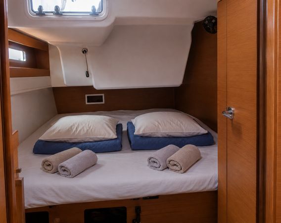 Jeanneau Sun Odyssey 490 | Mara 4