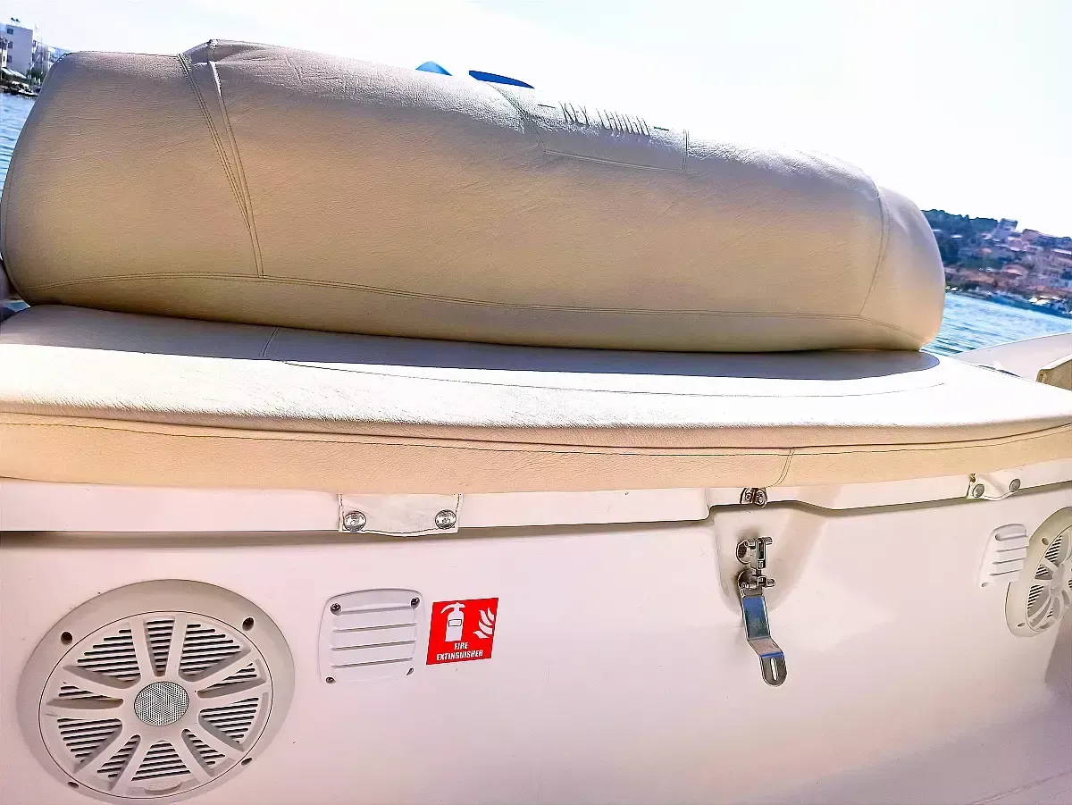 Sessa Key Largo 24 | Dory