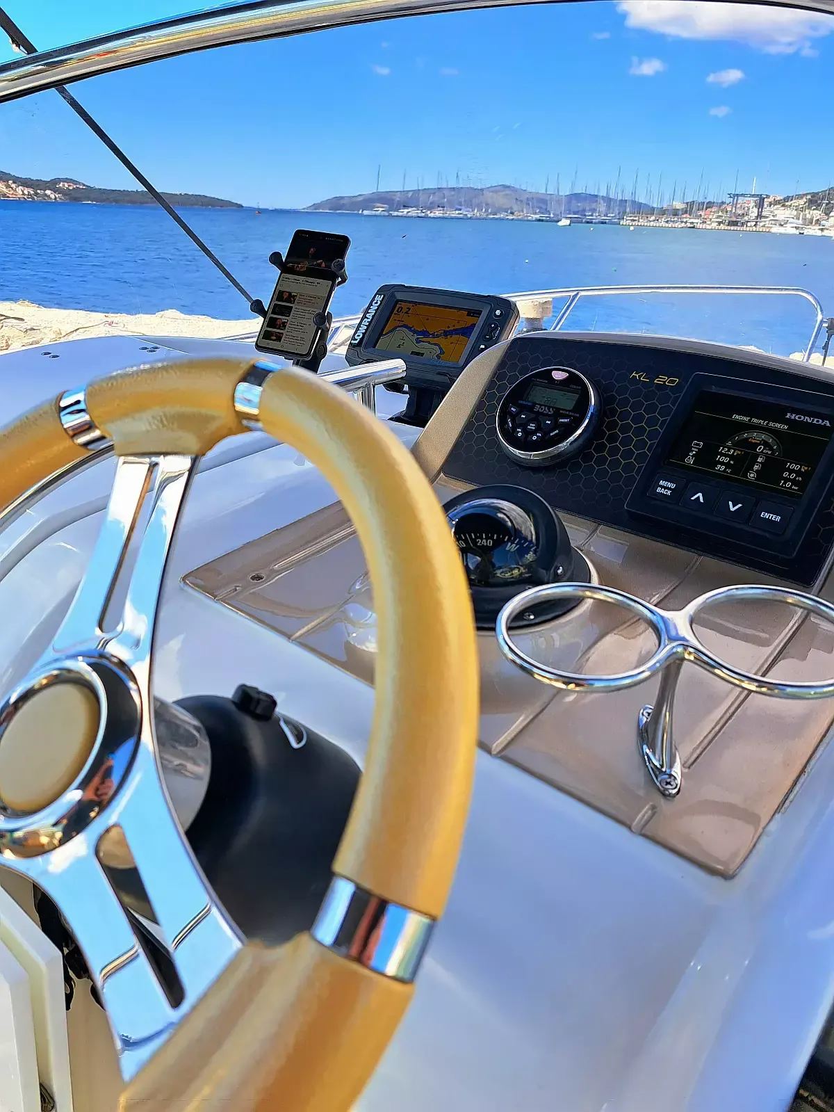 Sessa Key Largo 24 | Dory