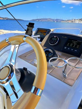 Sessa Key Largo 24 | Dory