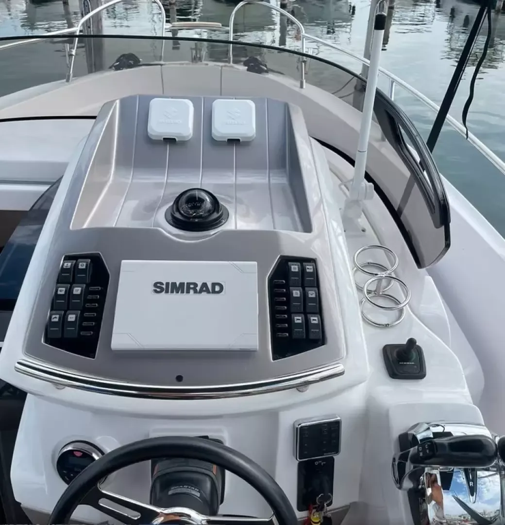 Sessa Key Largo 26 | 23