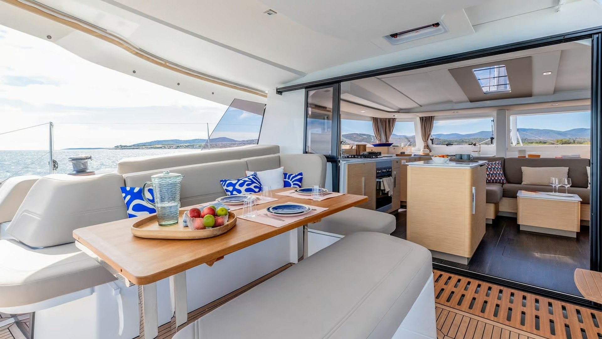 Fountaine Pajot FP44 | Cat O Caster