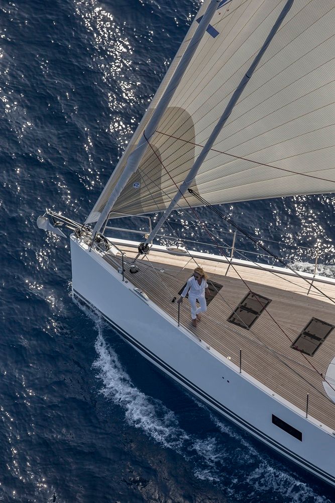 Jeanneau 64 | Golden Slumbers