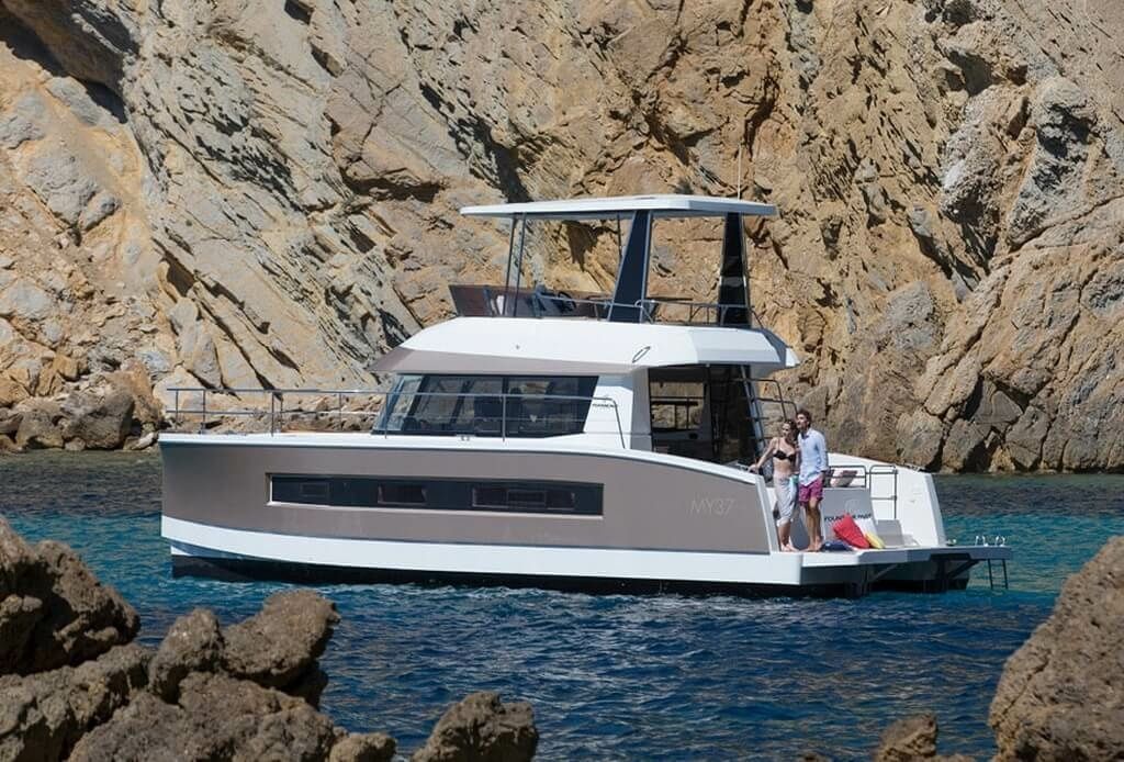 Fountaine Pajot MY 37 | Rossinante