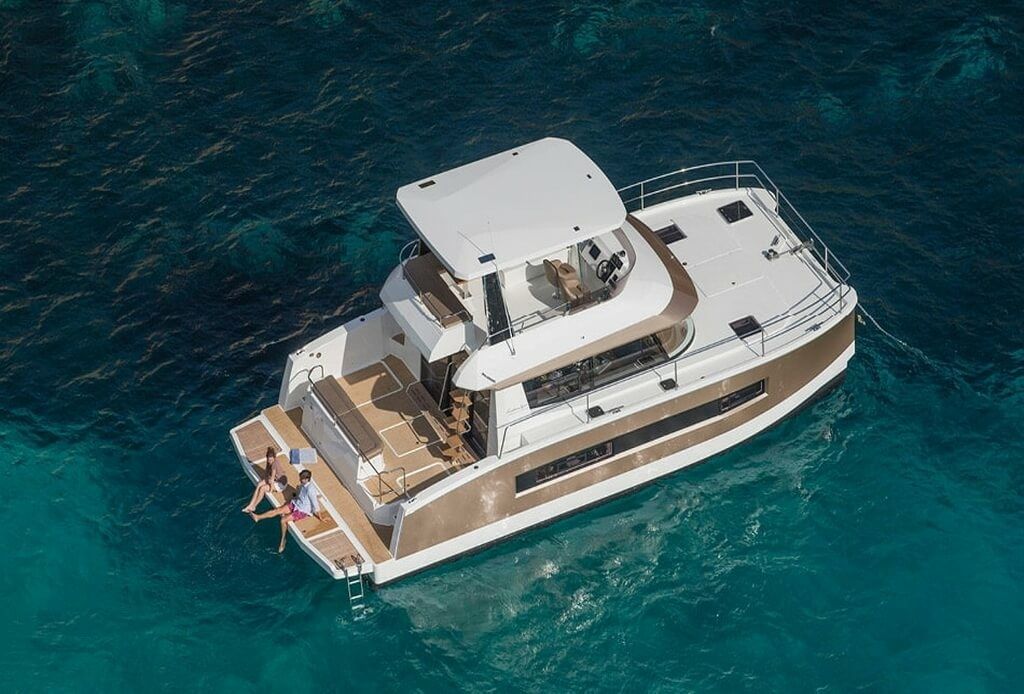 Fountaine Pajot MY 37 | Rossinante