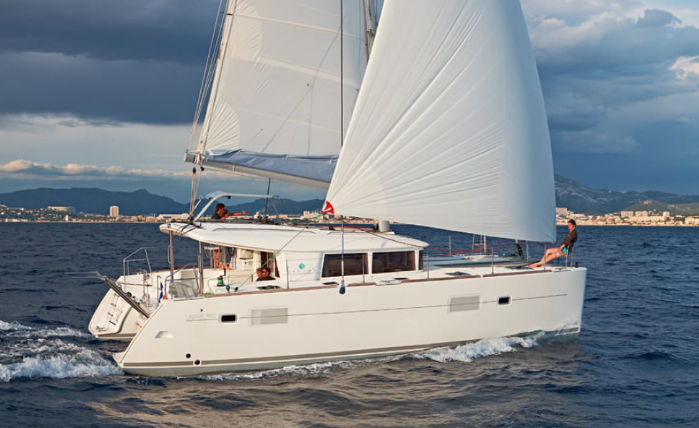 Lagoon 400 S2 | Christina 1