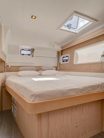 Lagoon 400 S2 | Christina 1