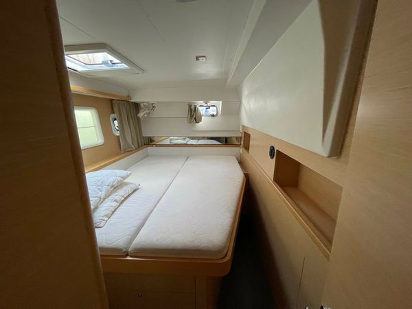 Lagoon 400 S2 | Christina 1