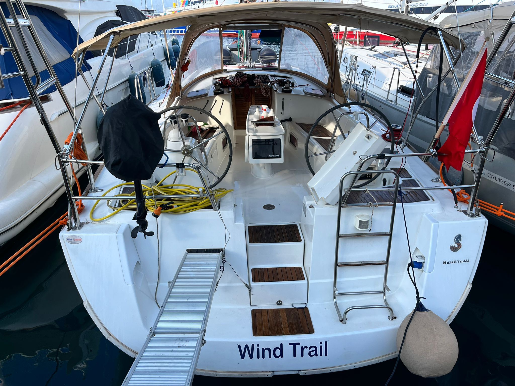Beneteau Oceanis 43 | Wind Trail