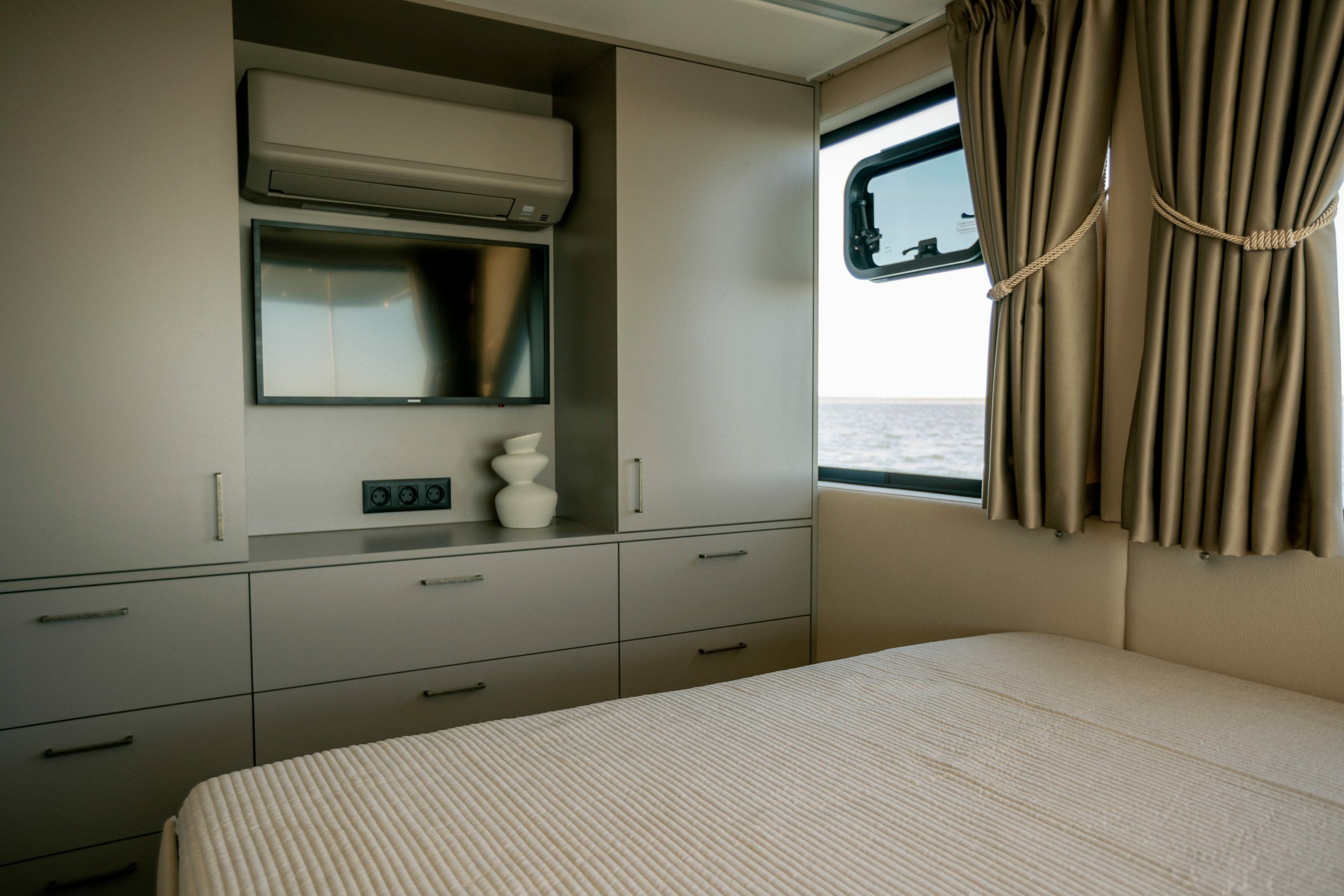 Desidus Premium | Vision One