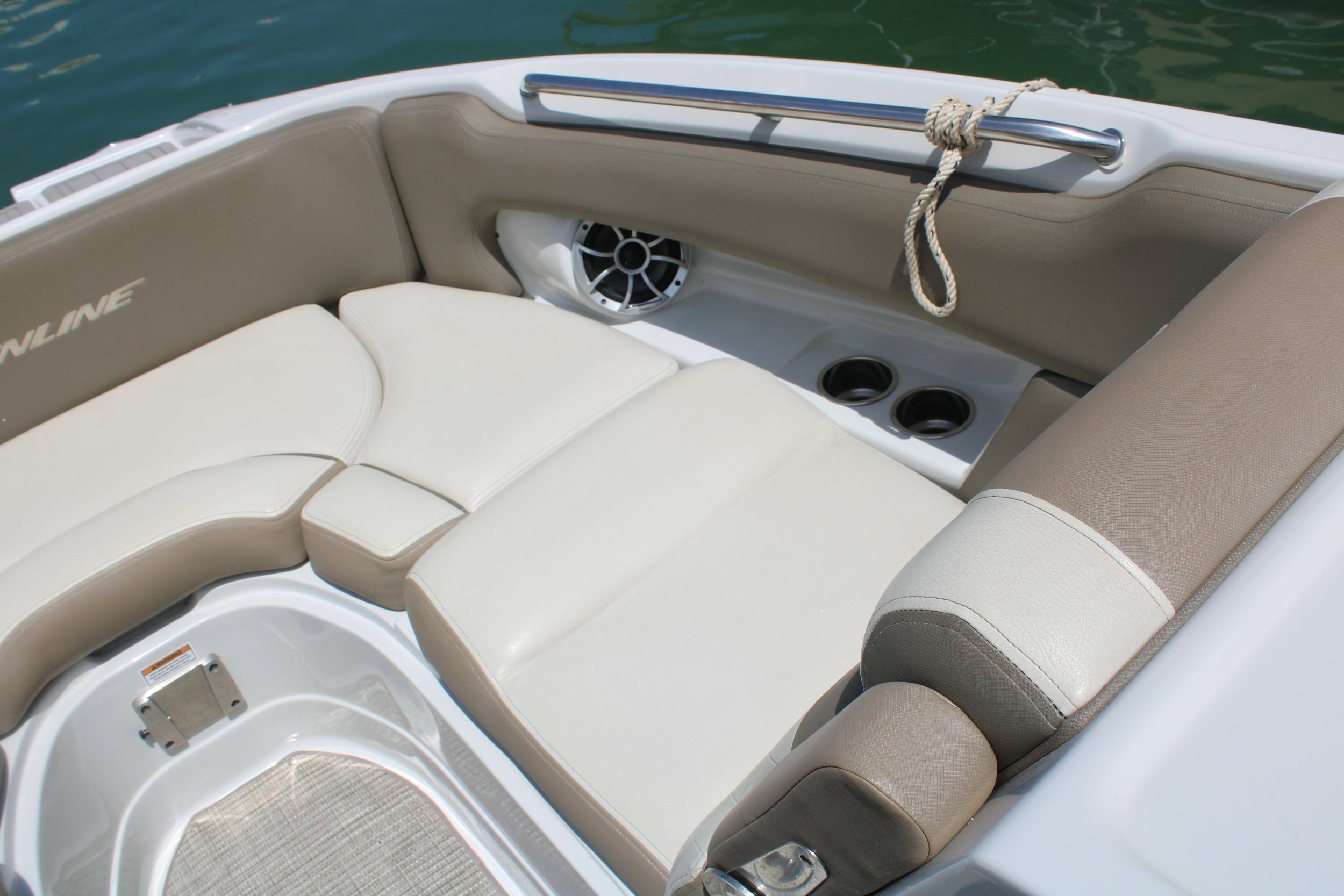 Crownline 255 | Skylark