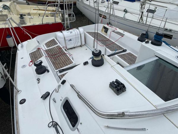 Beneteau First 31.7 | Rayon Vert