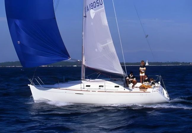 Beneteau First 31.7 | Rayon Vert