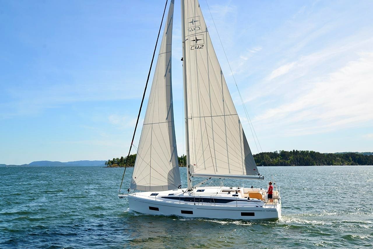 Bavaria C42 | AI
