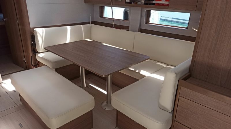Beneteau Oceanis 52 | Air