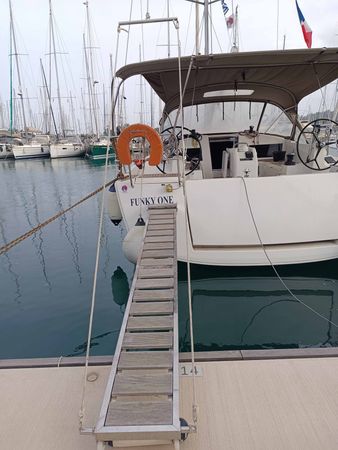 Jeanneau Sun Odyssey 440 | Funky One