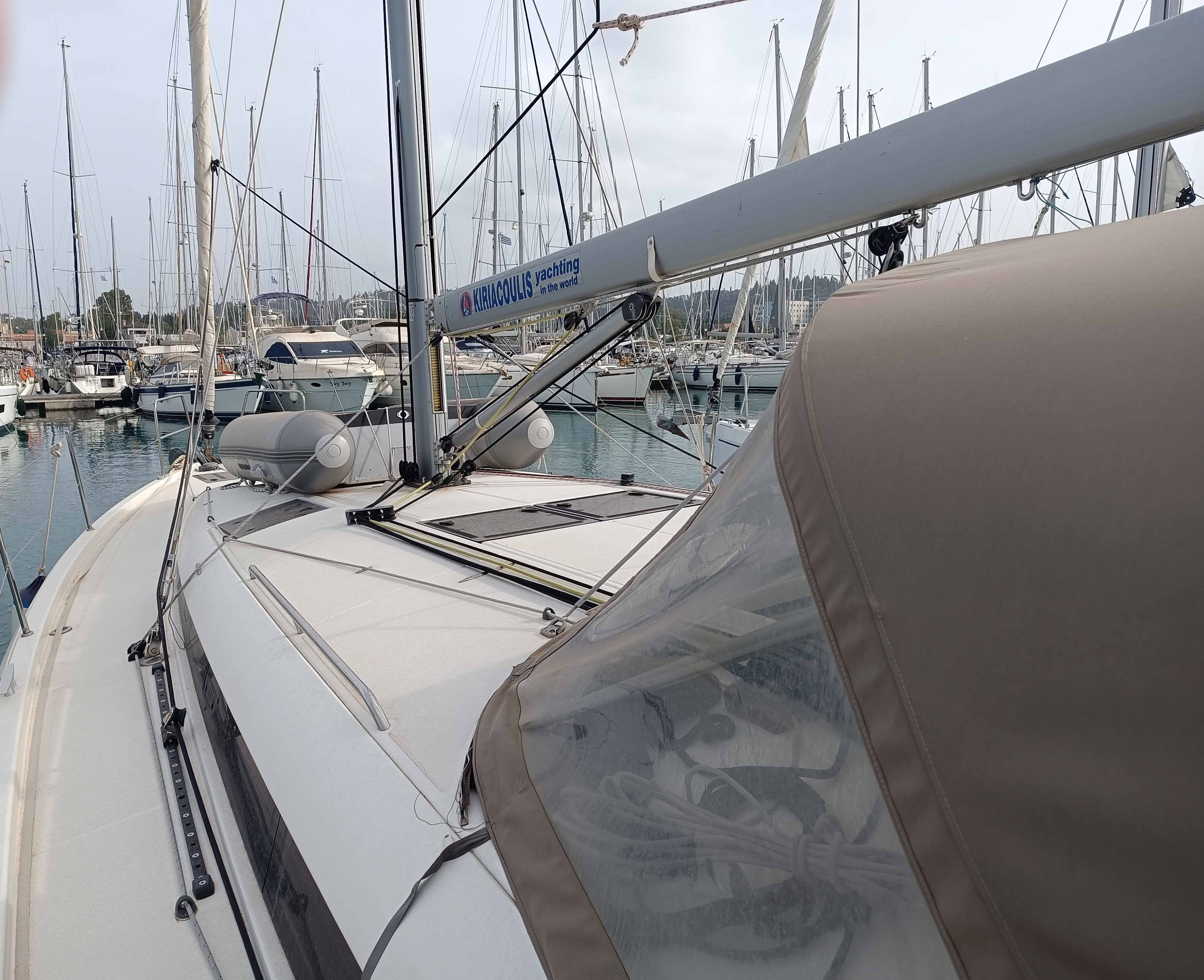Jeanneau Sun Odyssey 440 | Funky One