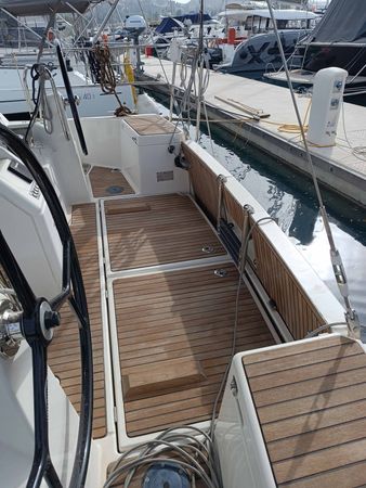 Jeanneau Sun Odyssey 440 | Funky One
