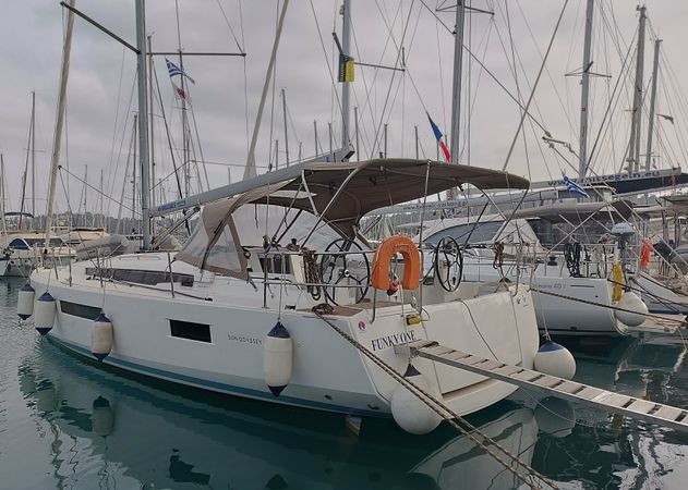 Jeanneau Sun Odyssey 440 | Funky One