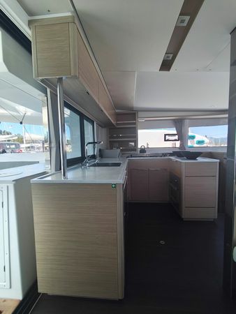 Lagoon 46 | Athina