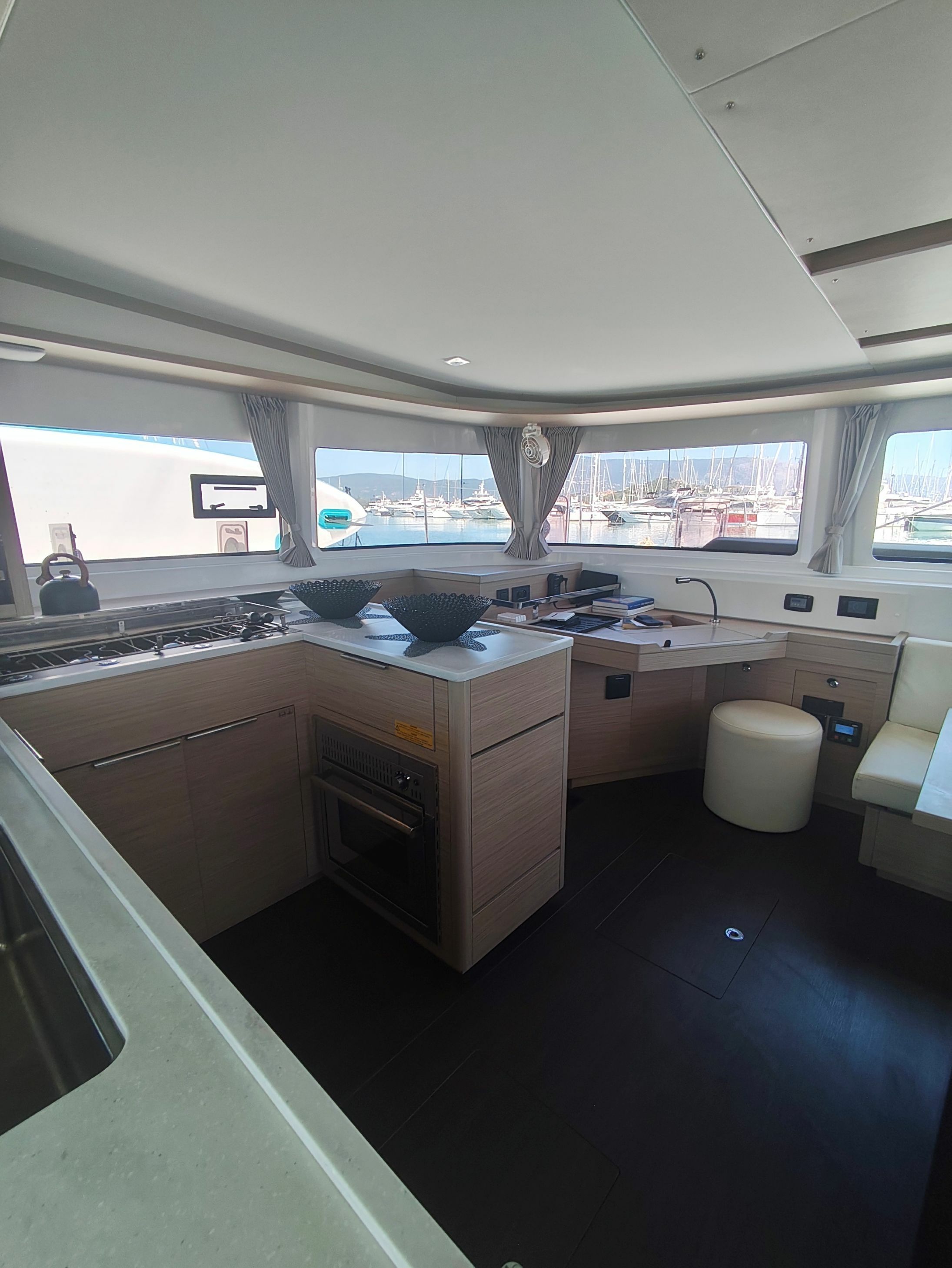 Lagoon 46 | Athina