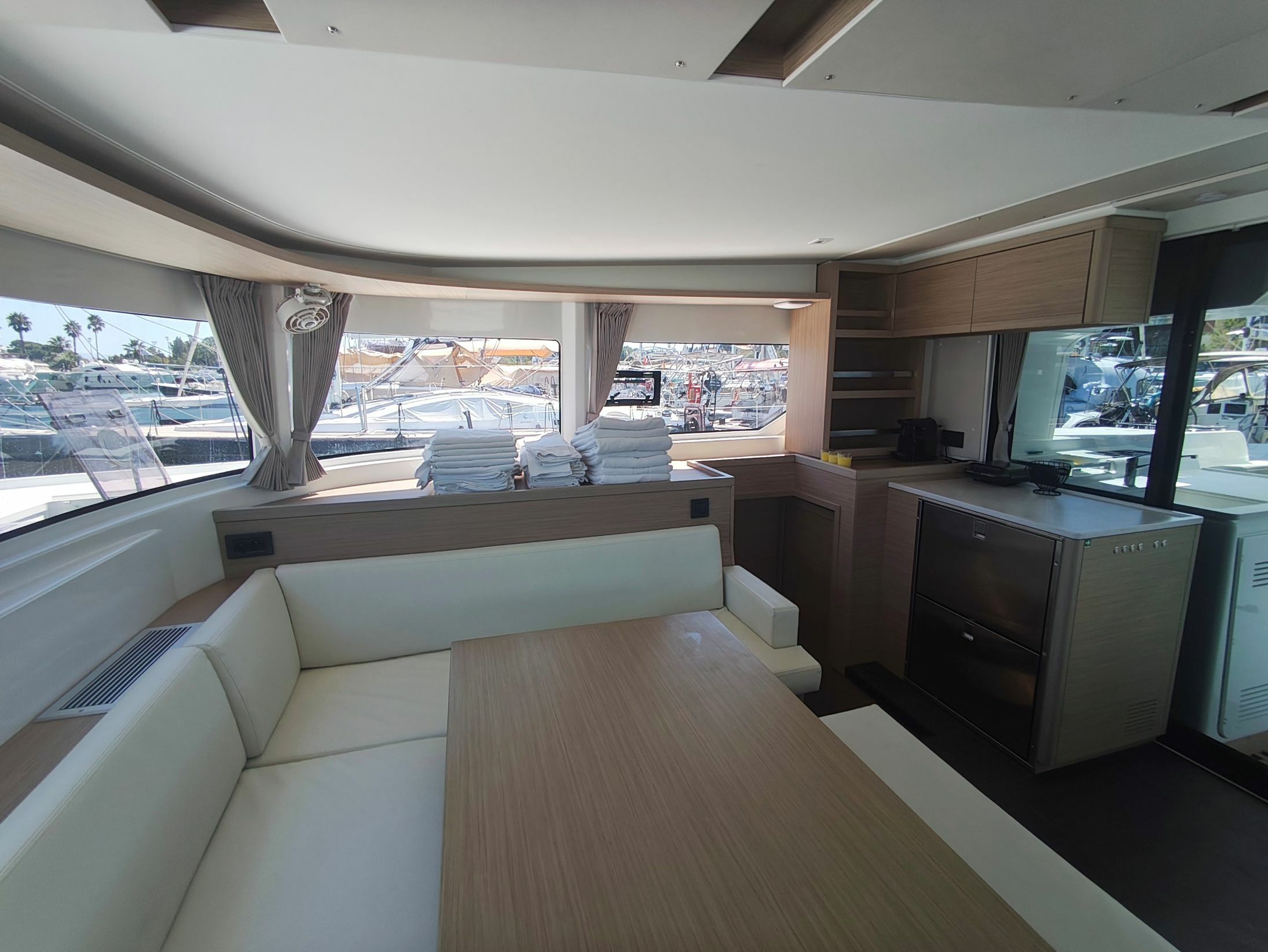 Lagoon 46 | Athina