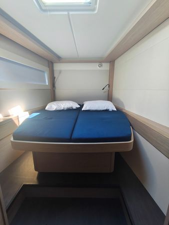Lagoon 46 | Athina