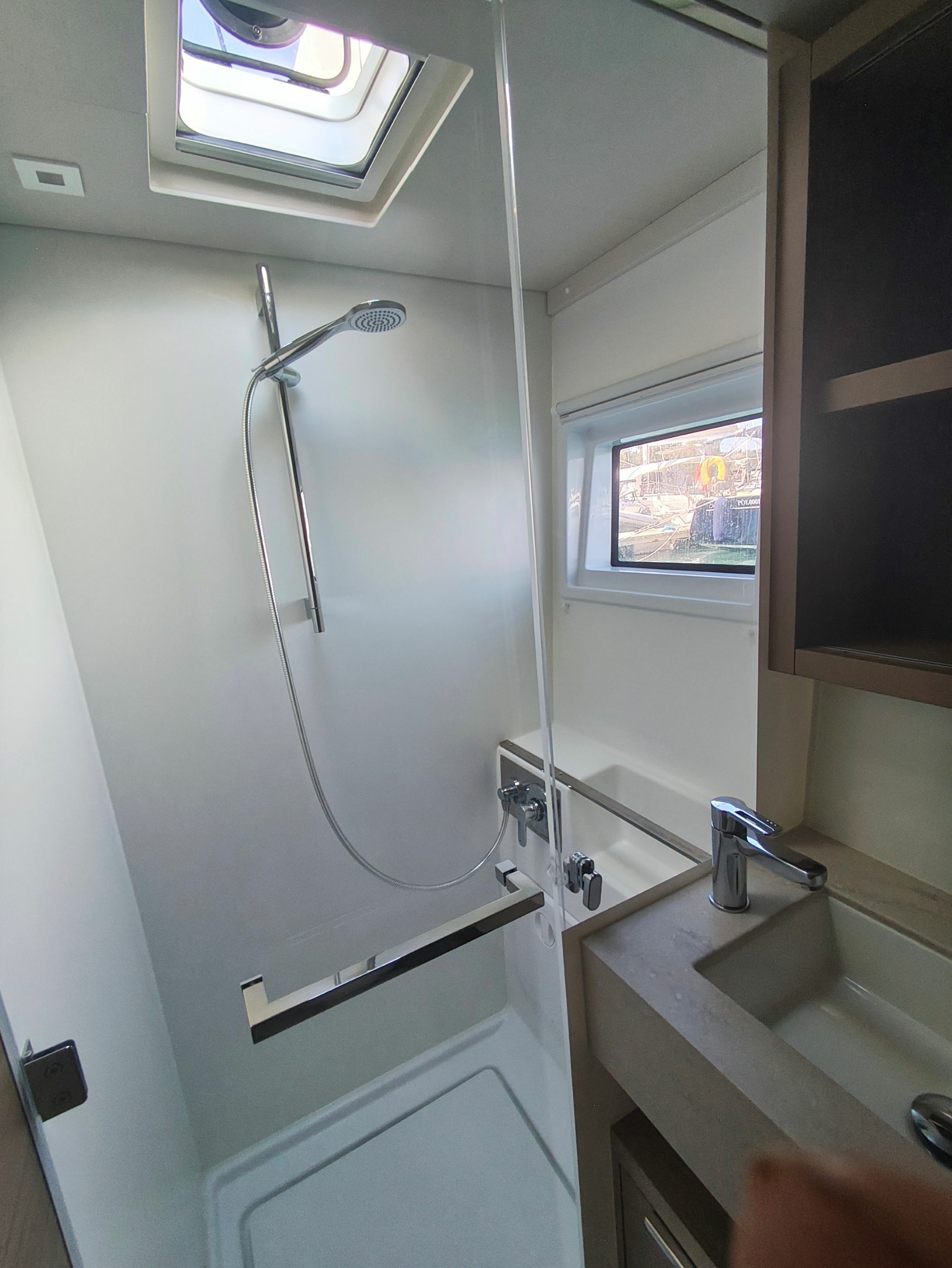 Lagoon 46 | Athina