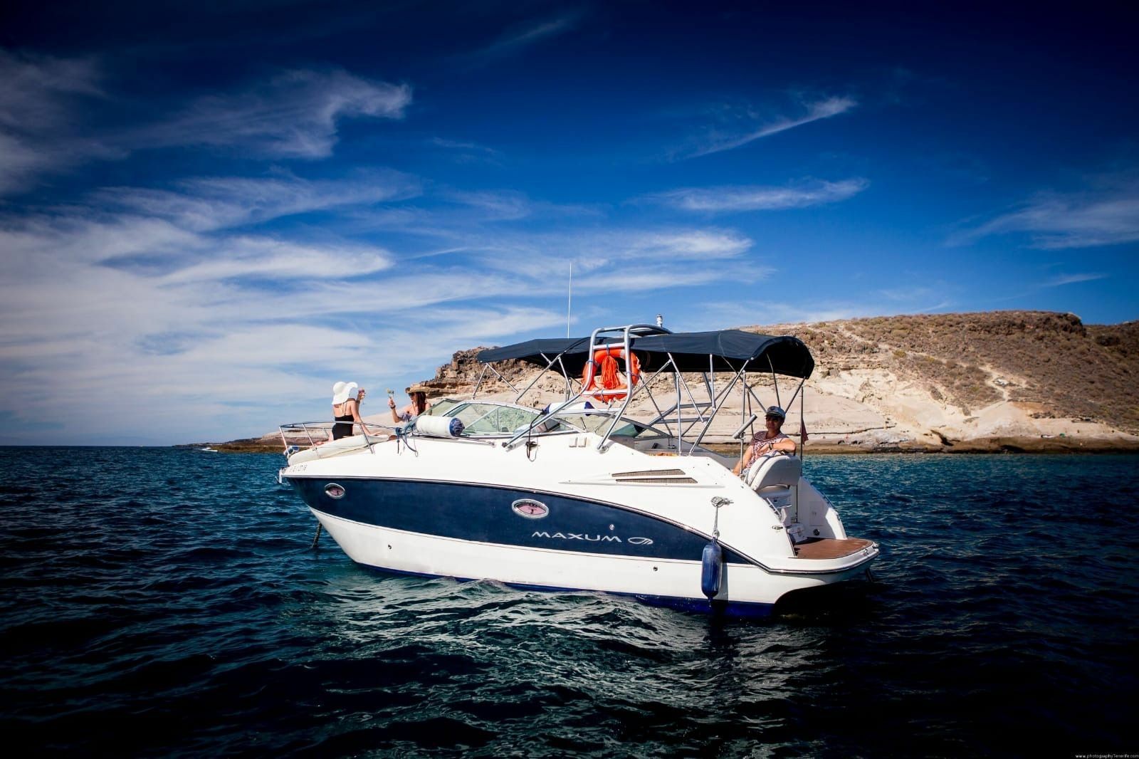 Maxum 2700 SE | Armani