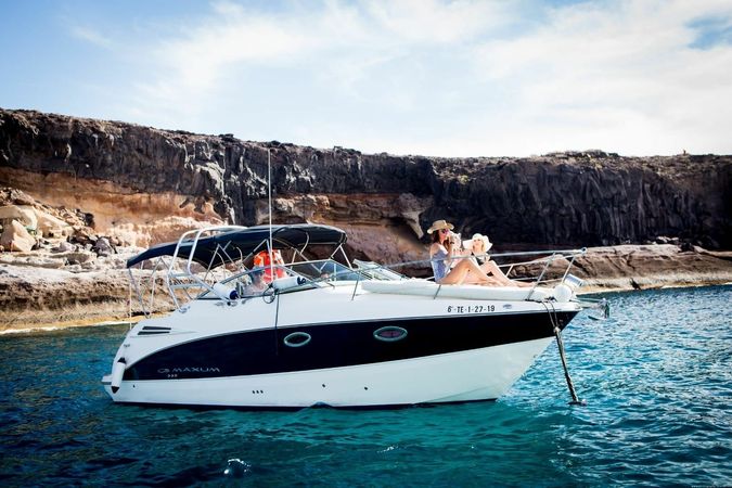 Maxum 2700 SE | Armani