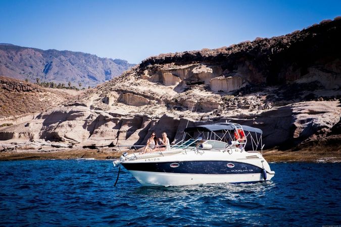 Maxum 2700 SE | Armani