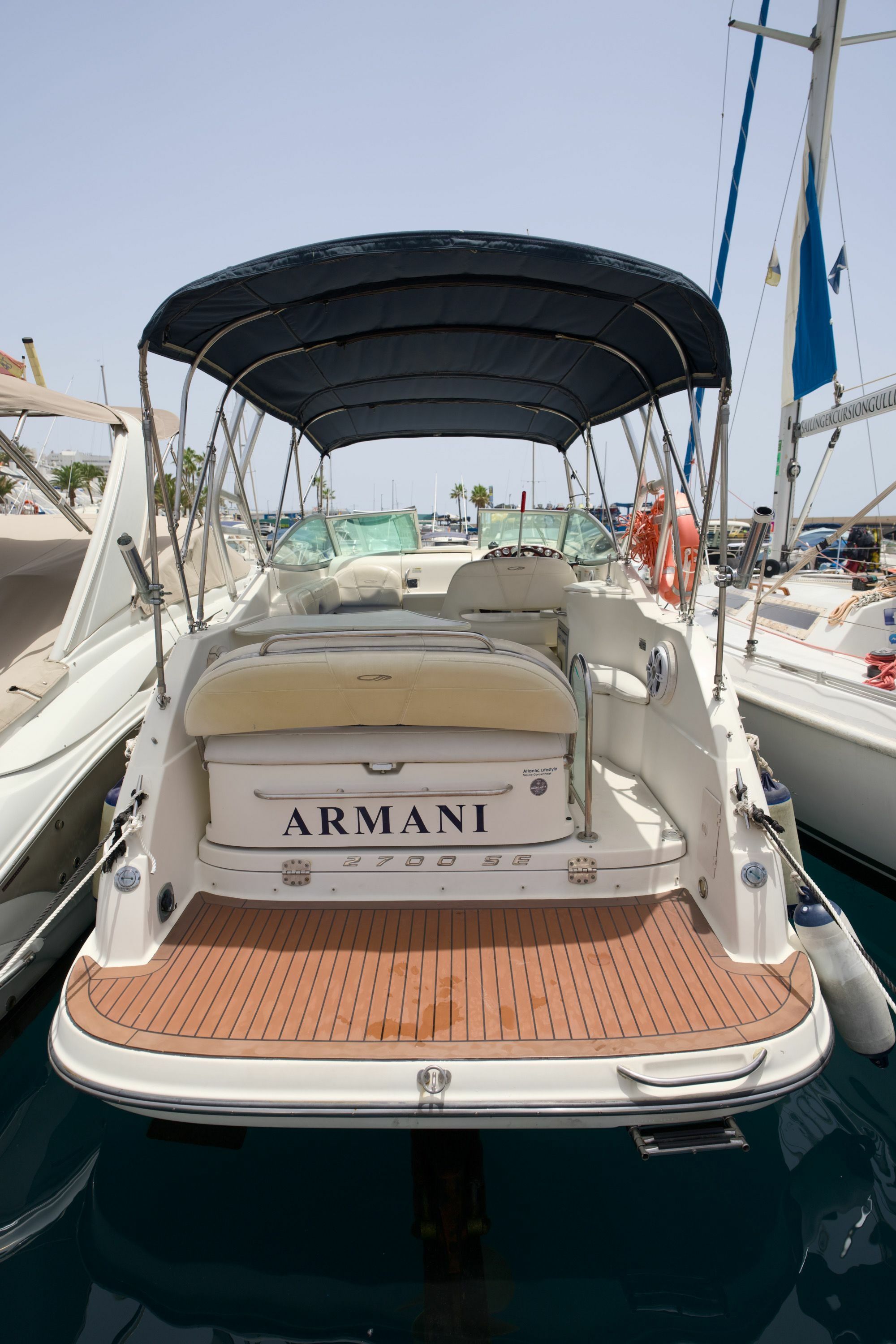 Maxum 2700 SE | Armani
