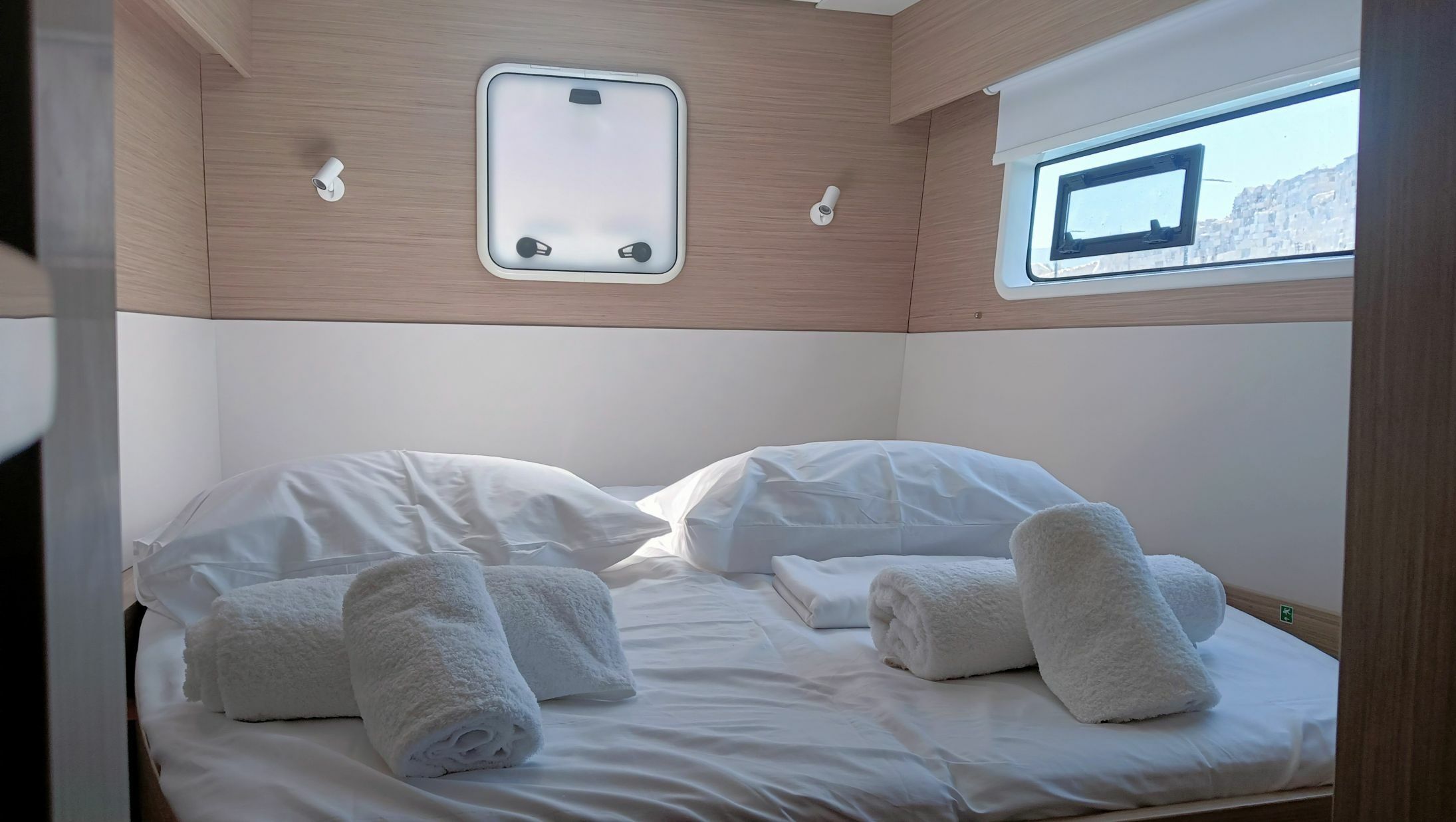 Lagoon 43 | Allo