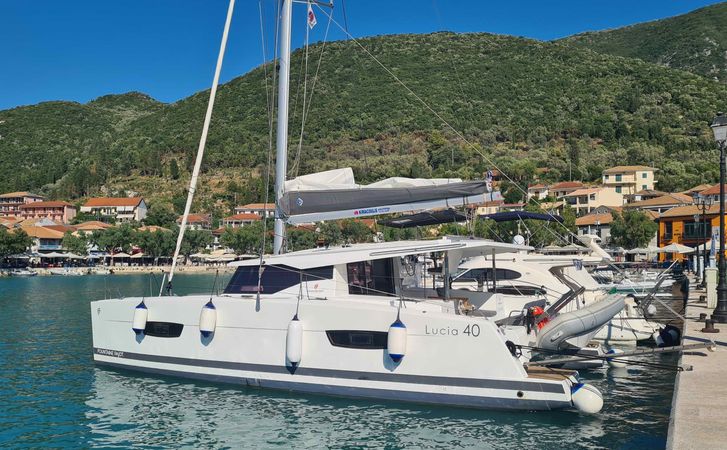 Fountaine Pajot Lucia 40 | Lucia 69