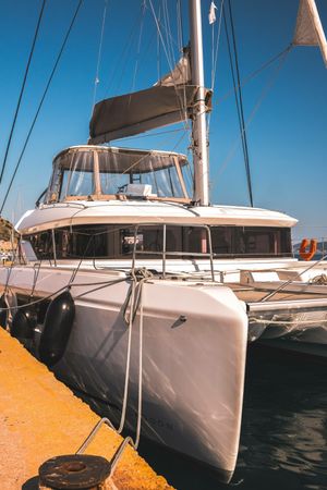 Lagoon 51 | Alpha