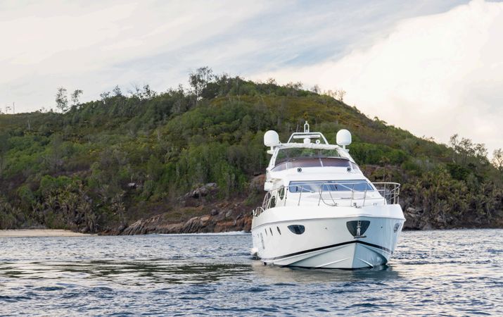 Azimut 68 | Alise