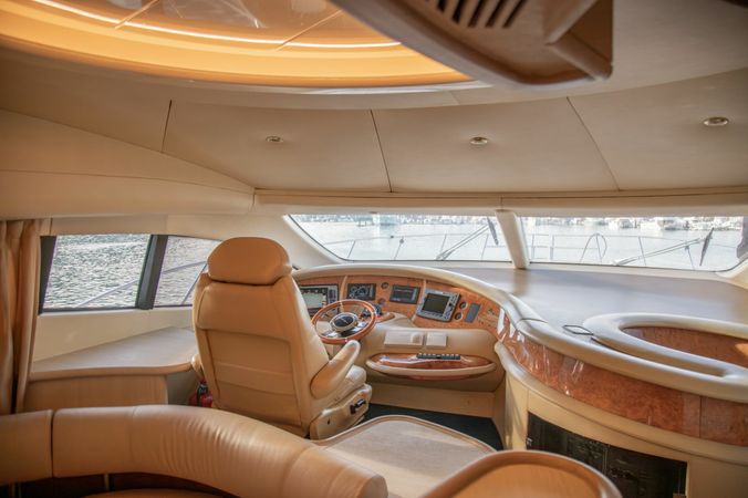 Azimut 68 | Alise