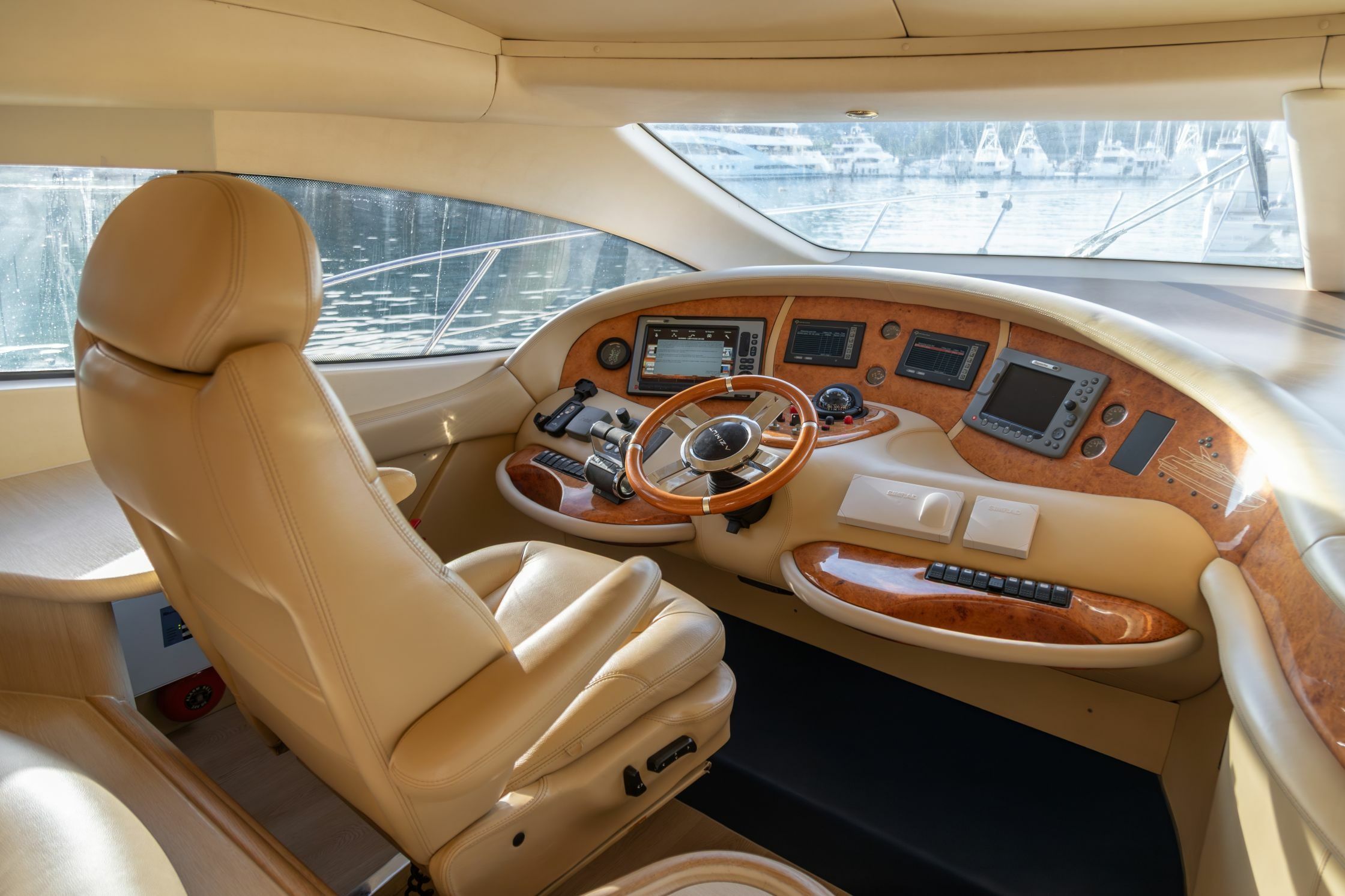 Azimut 68 | Alise