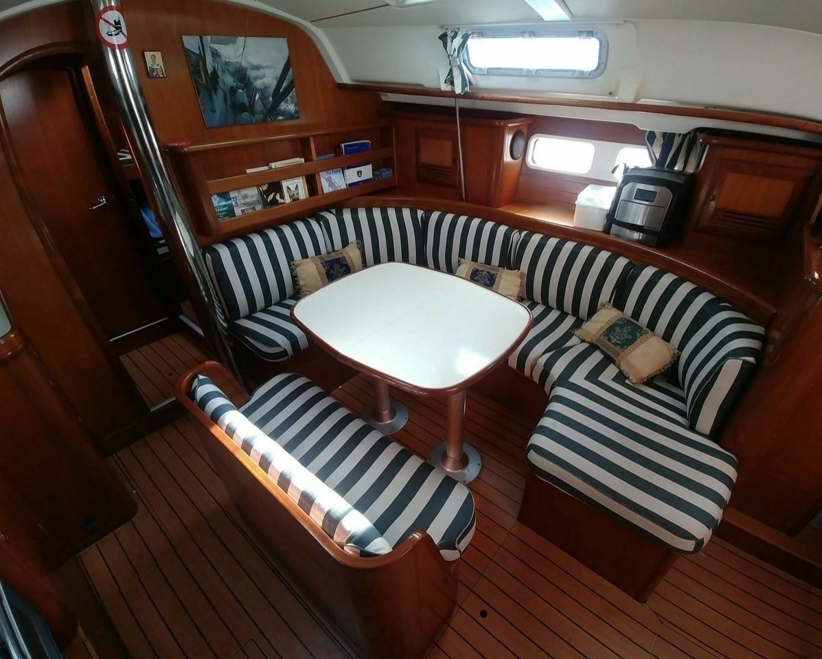 Beneteau Oceanis Clipper 411 | Rota