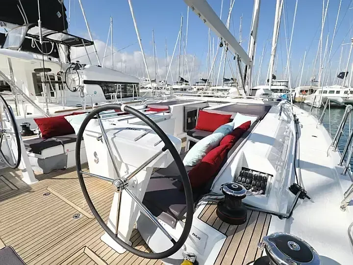 Beneteau Oceanis 51.1 | Grey Goose