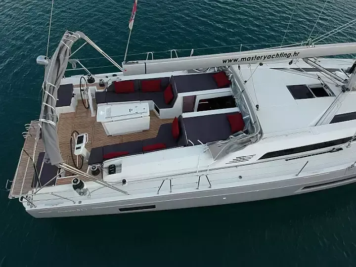 Beneteau Oceanis 51.1 | Grey Goose