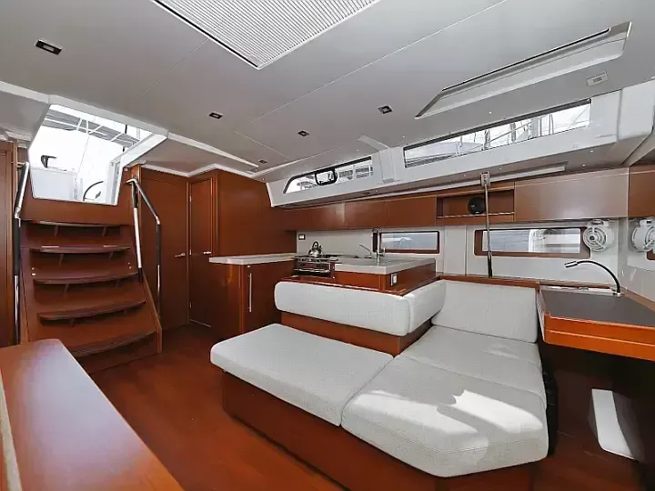 Beneteau Oceanis 51.1 | Grey Goose