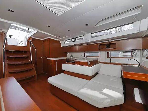 Beneteau Oceanis 51.1 | Grey Goose