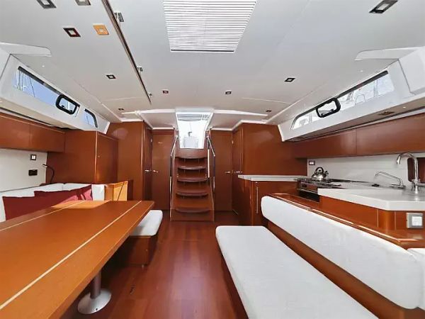 Beneteau Oceanis 51.1 | Grey Goose