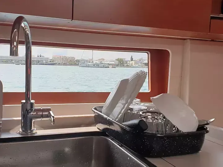 Beneteau Oceanis 51.1 | Grey Goose