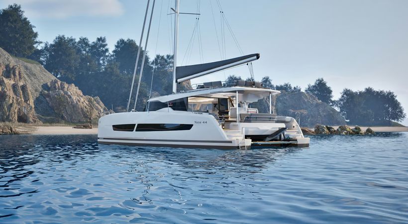 Fountaine Pajot Quatuor 44 | Newton's Cradle