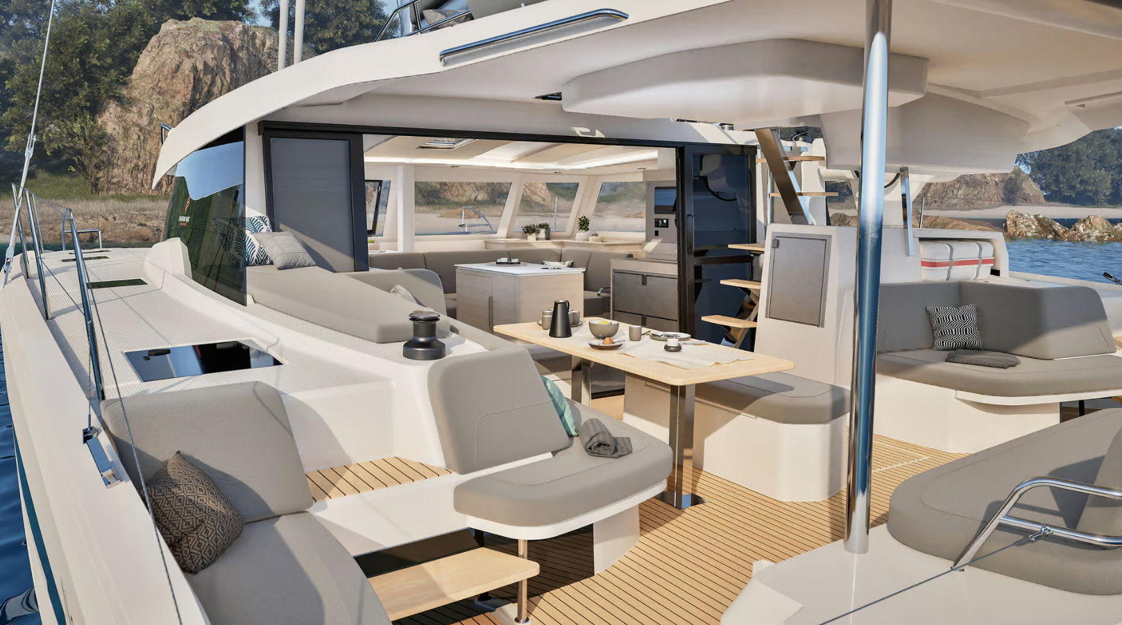 Fountaine Pajot Quatuor 44 | Newton's  Cradle