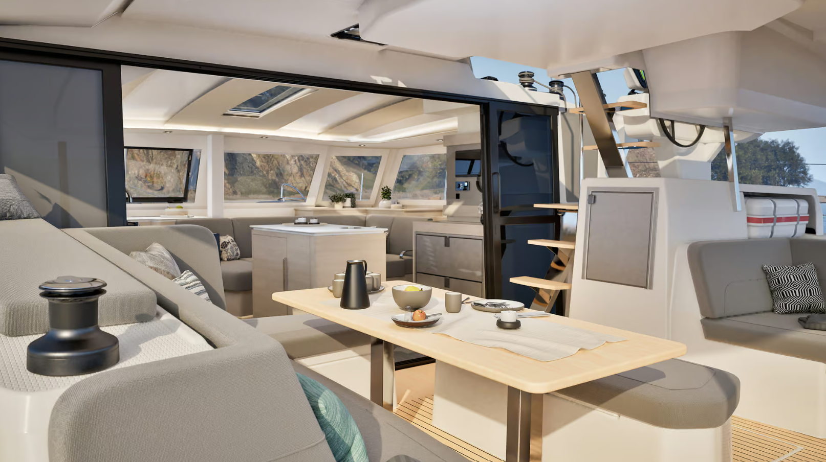 Fountaine Pajot Quatuor 44 | Newton's  Cradle