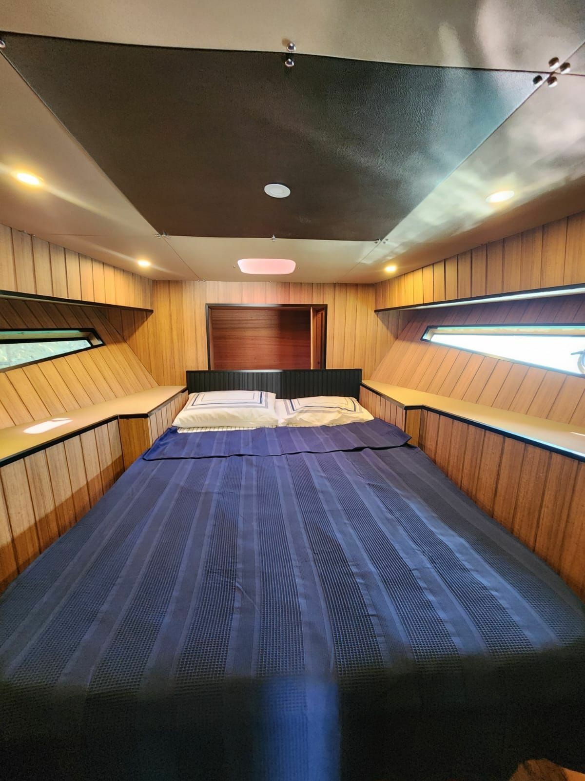 Custom Built 52 | Freedom Luxury