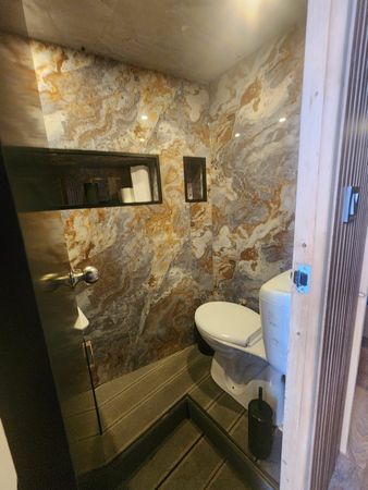 Custom Built 52 | Freedom Luxury